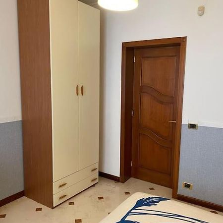 Ferienwohnung Enry Station House Bari Exterior foto